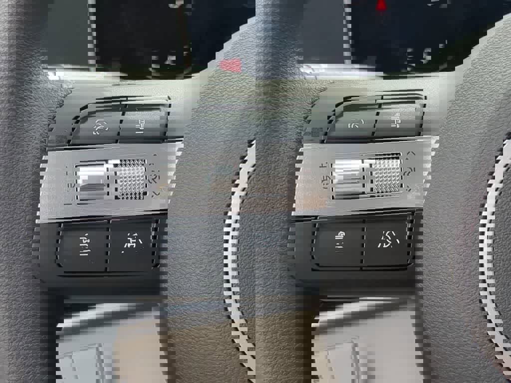 New 2026 Hyundai Tucson SE image 24