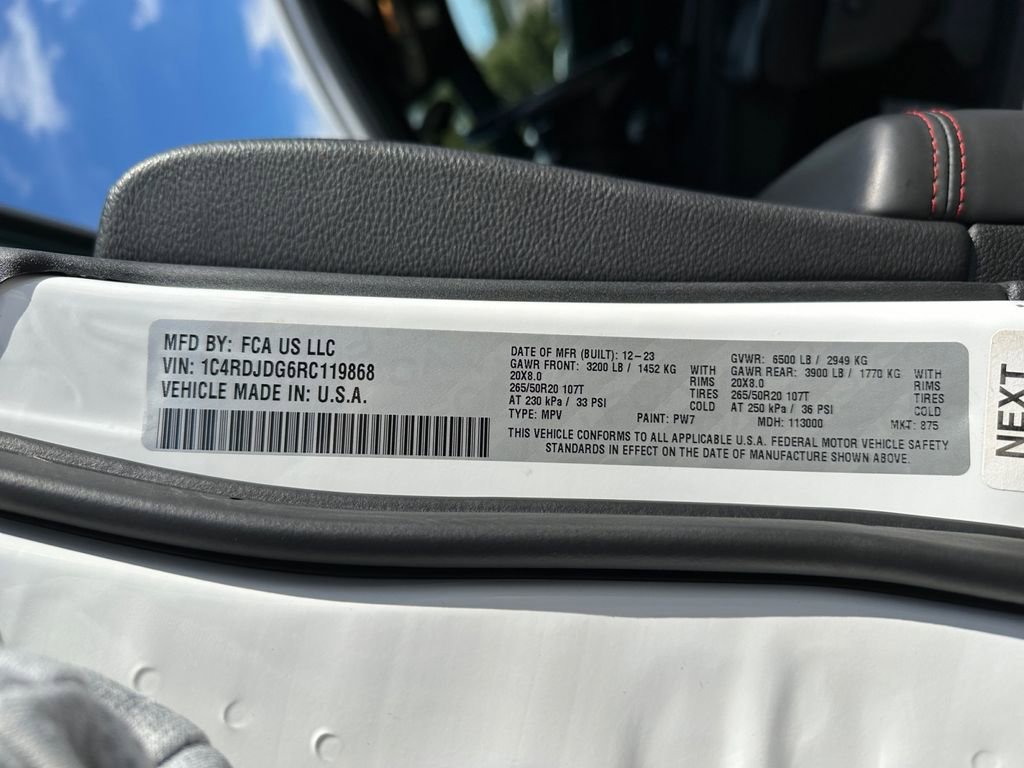 Used 2024 Dodge Durango GT image 30