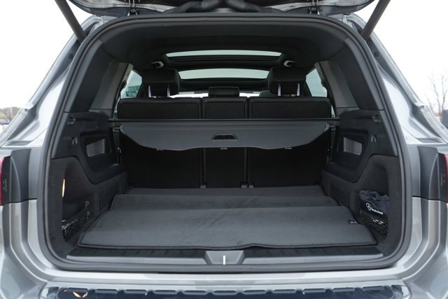 Certified 2023 Mercedes-Benz EQB 350 4MATIC SUV w/ AMG Night Package image 17