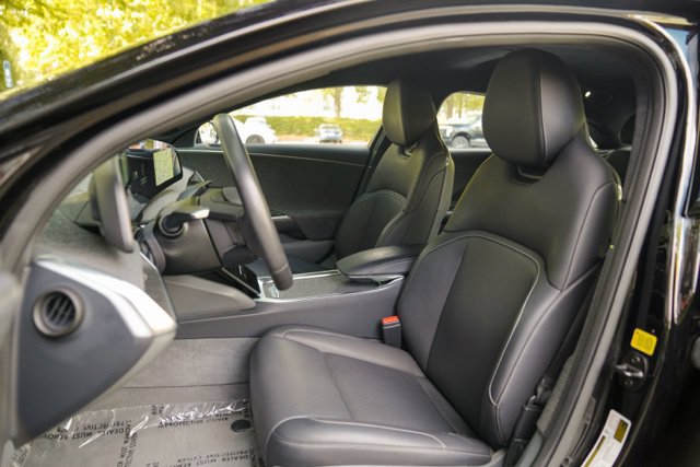Used 2024 Lucid Air Pure RWD image 28