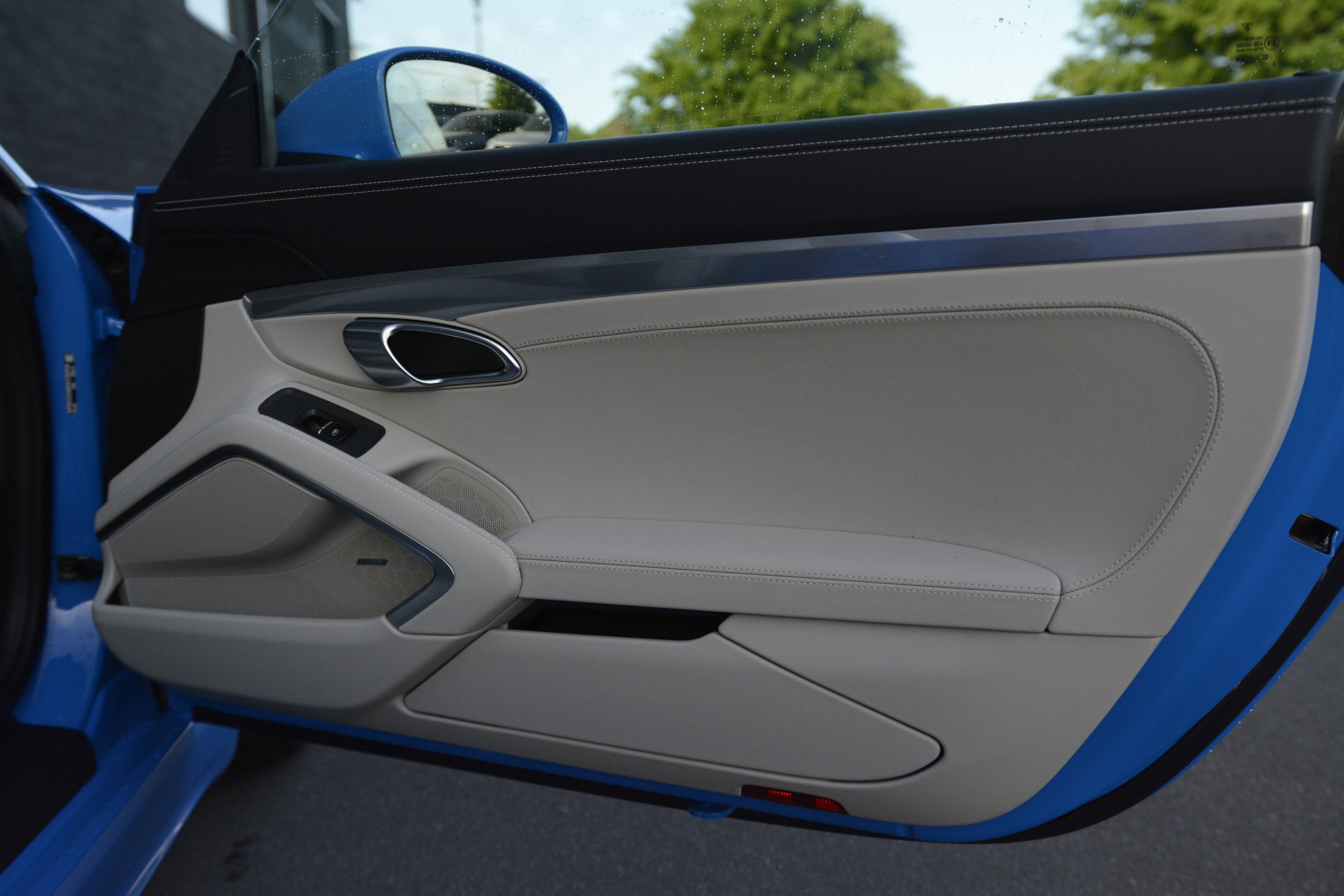 Certified 2025 Porsche 718 Boxster GTS image 23