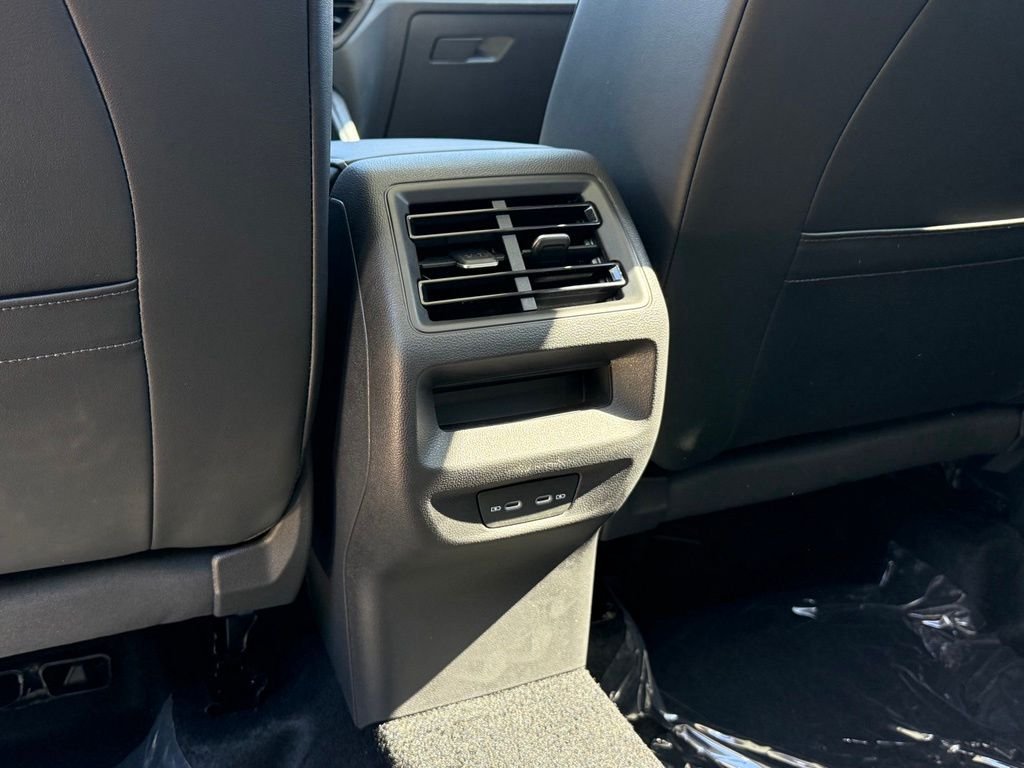 New 2026 Volkswagen Tiguan SE AWD/4WD image 21