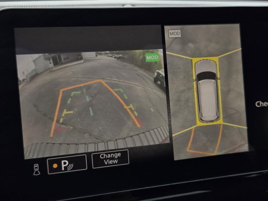 Certified 2022 Nissan Armada Platinum RWD image 23