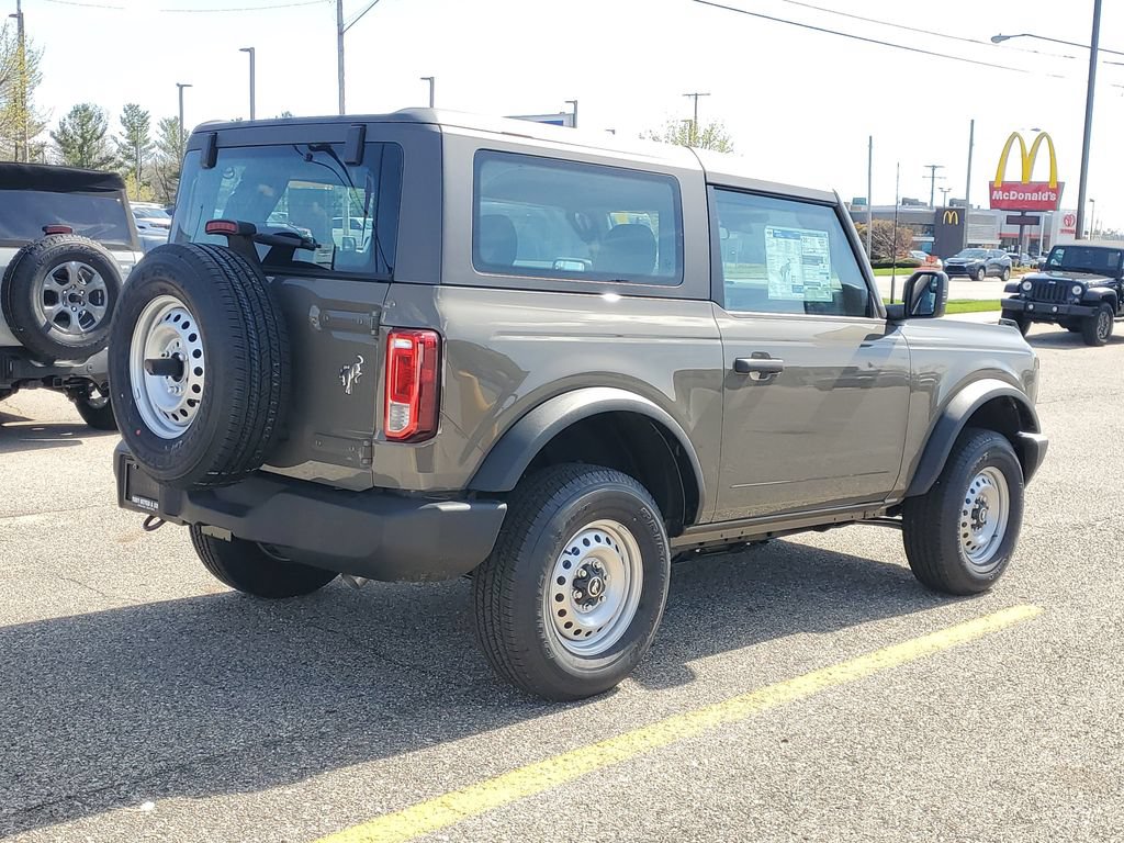 New 2026 Ford Bronco 2-Door AWD/4WD image 4