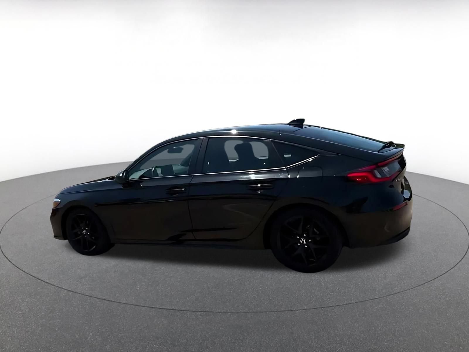 Used 2025 Honda Civic Sport image 9