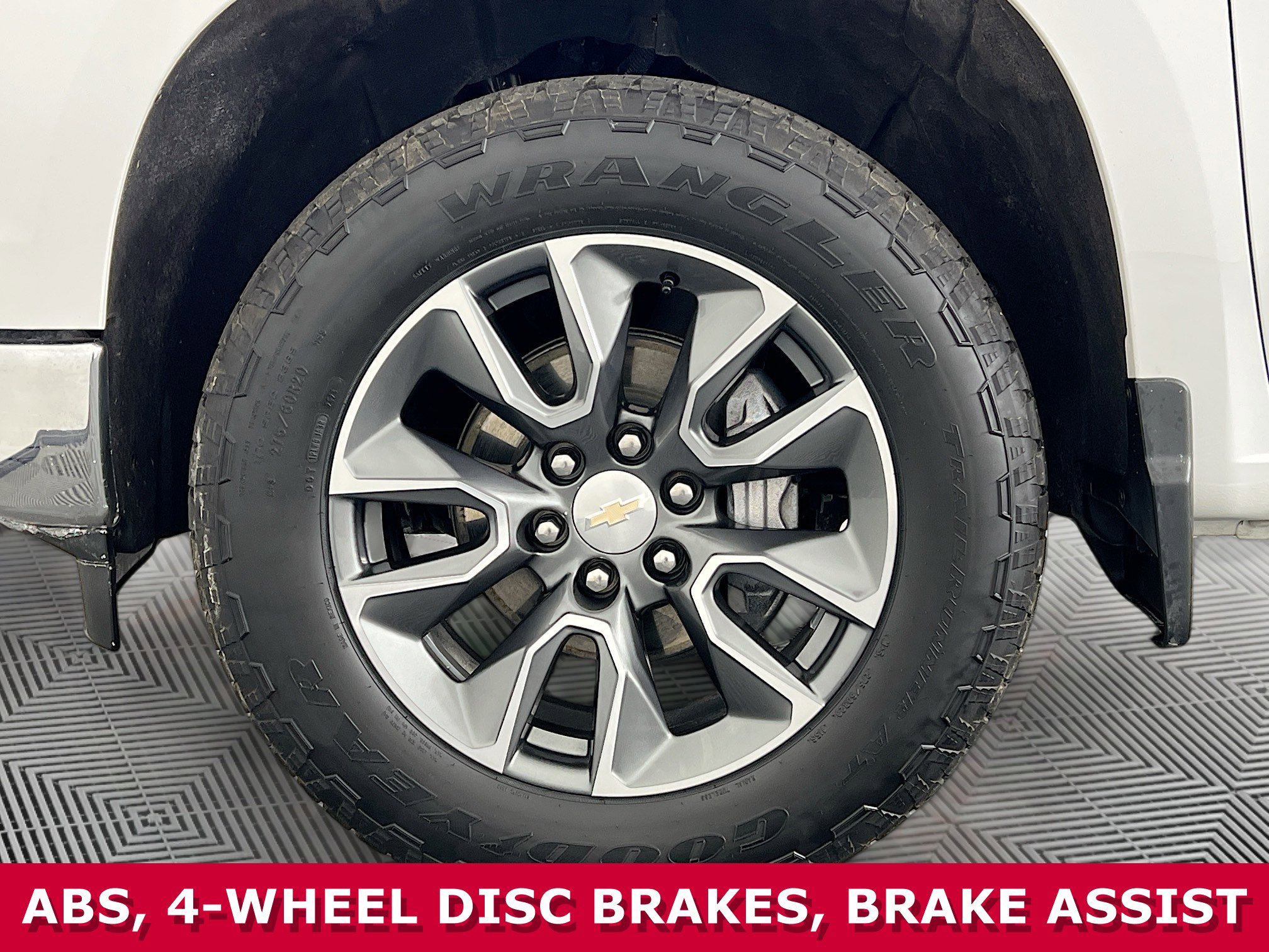 Certified 2024 Chevrolet Silverado 1500 LT image 34