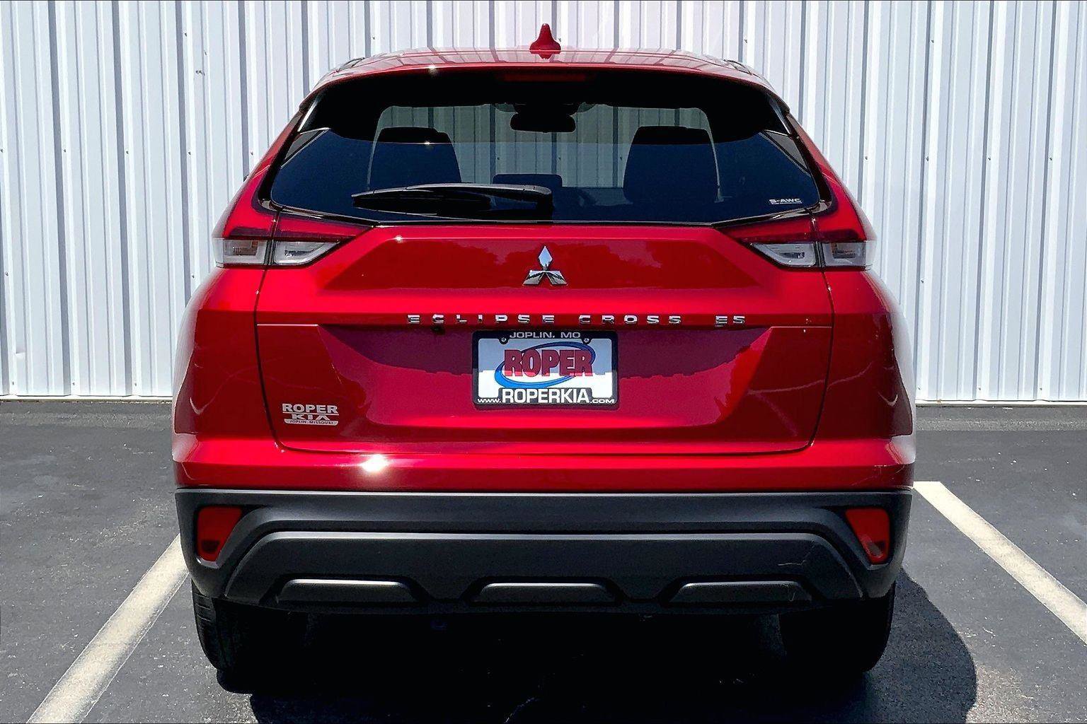 Used 2022 Mitsubishi Eclipse Cross ES AWD/4WD image 4