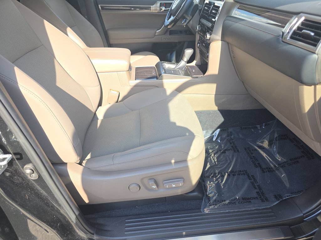 Certified 2023 Lexus GX 460 Premium w/ Premium Package AWD/4WD image 18