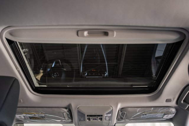 New 2025 Toyota RAV4 XLE image 27