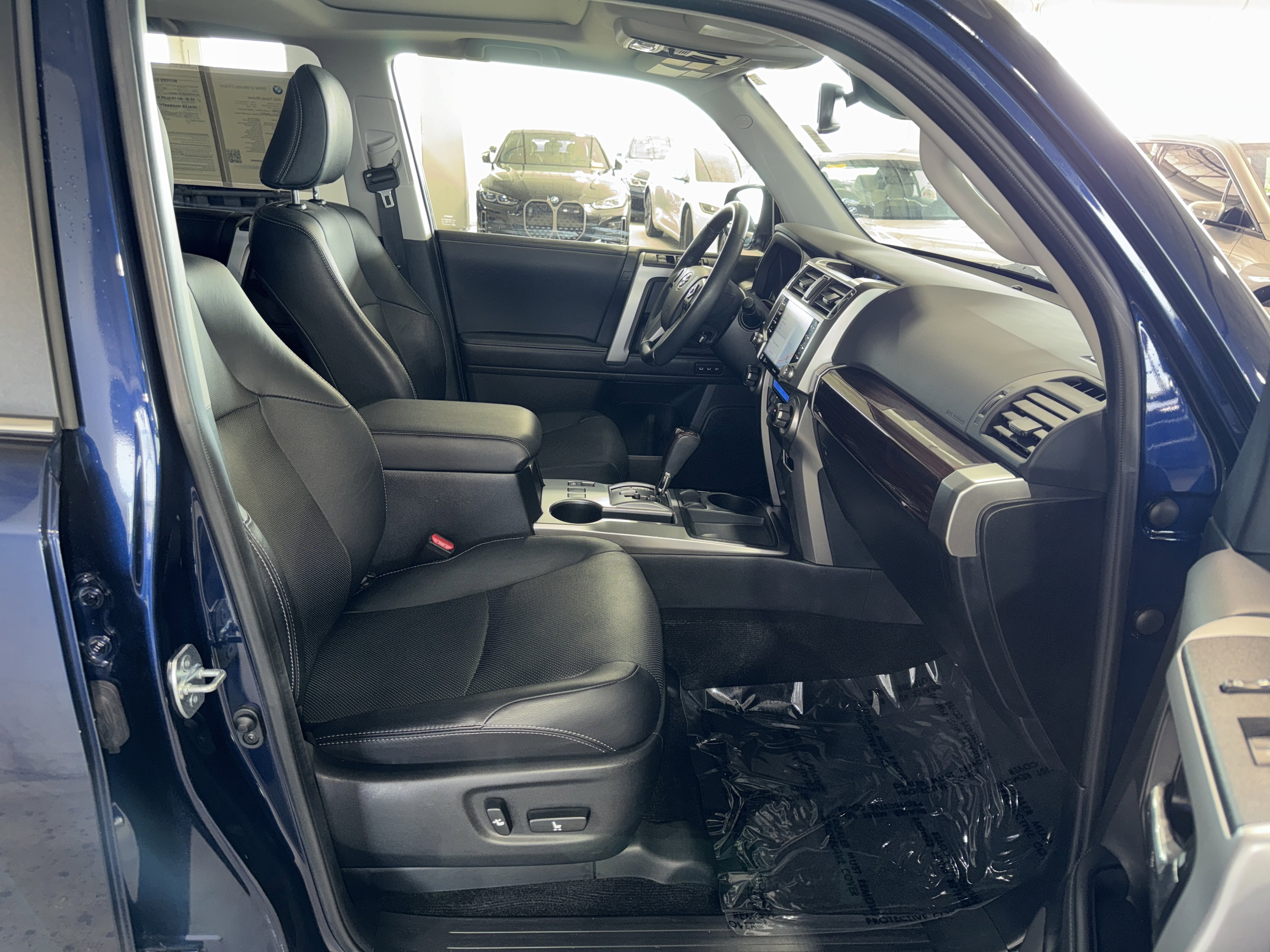 Used 2022 Toyota 4Runner Limited RWD image 10