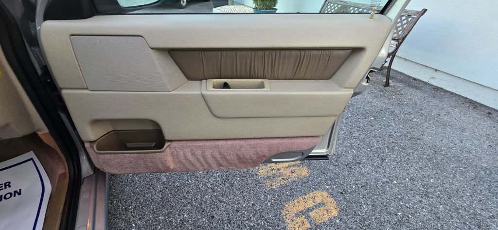 Used 1995 Volvo 850 GLT FWD image 20