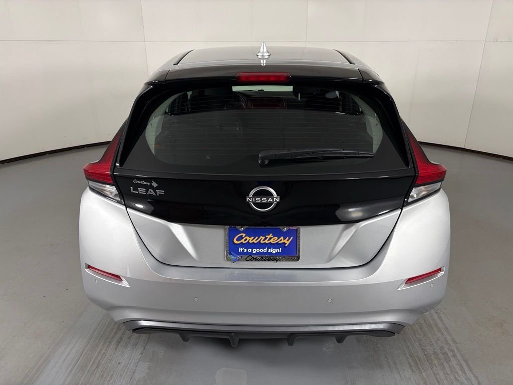Used 2025 Nissan Leaf S FWD image 8