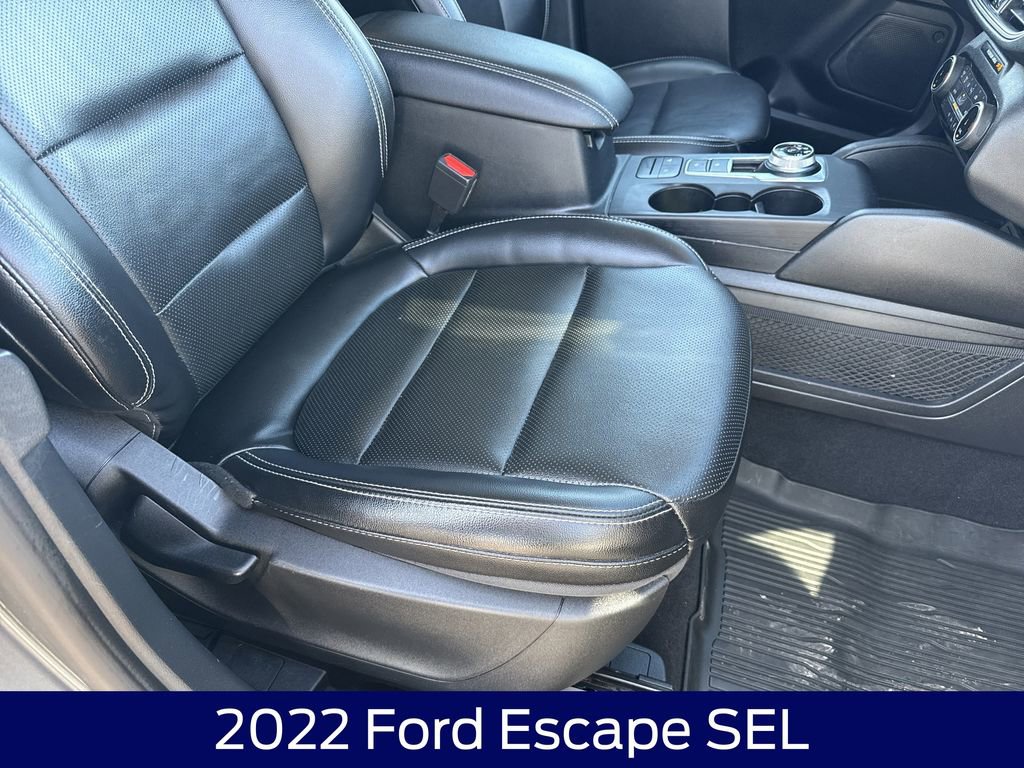 Used 2022 Ford Escape SEL AWD/4WD image 13