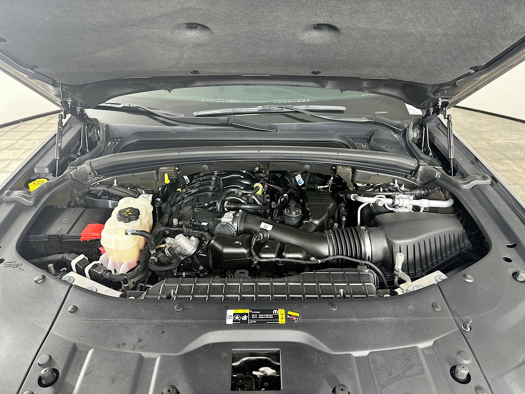 Used 2022 Jeep Grand Cherokee L Laredo image 35