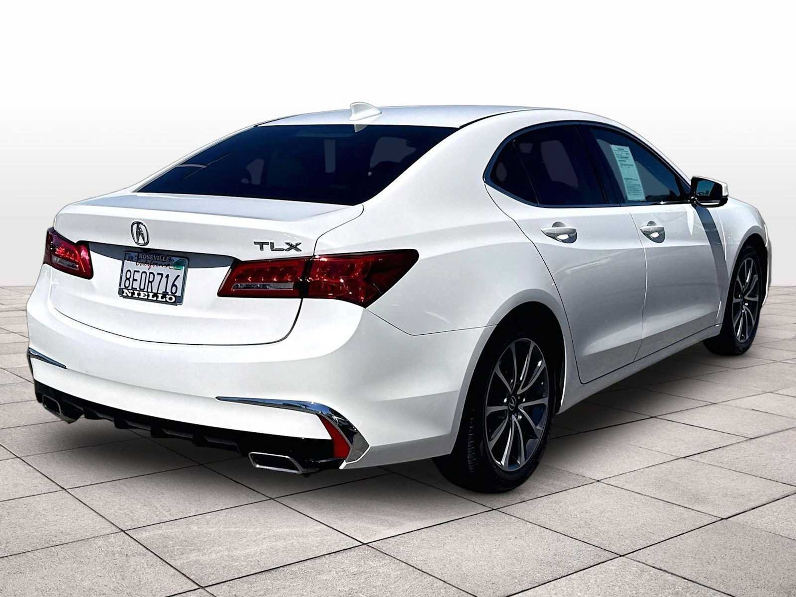 Used 2018 Acura TLX V6 FWD image 15