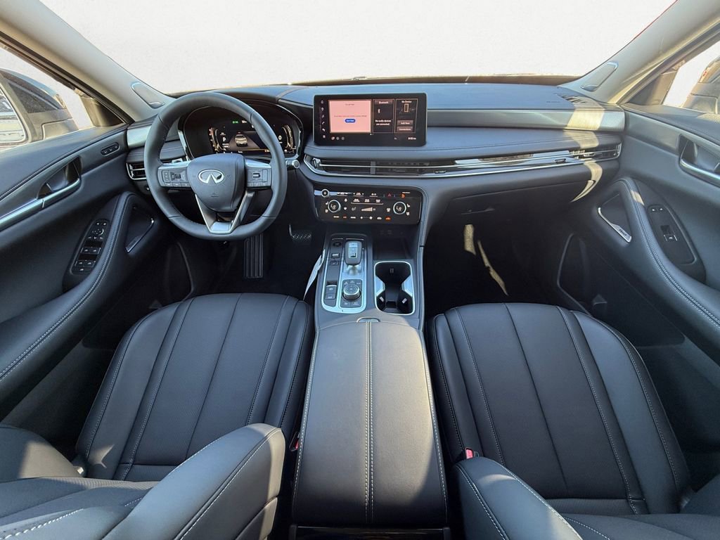 Certified 2026 INFINITI QX60 Luxe w/ Family Package image 6
