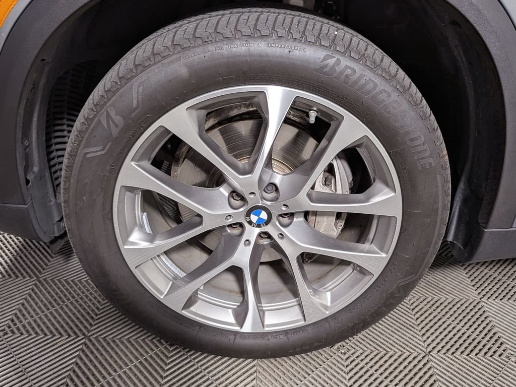 Used 2026 BMW X5 xDrive40i w/ Premium Package AWD/4WD image 49