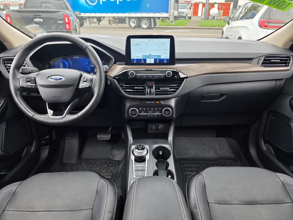 Used 2020 Ford Escape Titanium AWD/4WD image 5