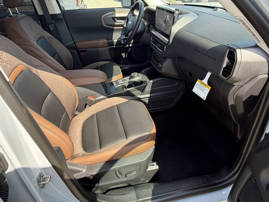 New 2026 Ford Bronco Sport Outer Banks w/ Outer Banks Tech Package+ AWD/4WD image 9