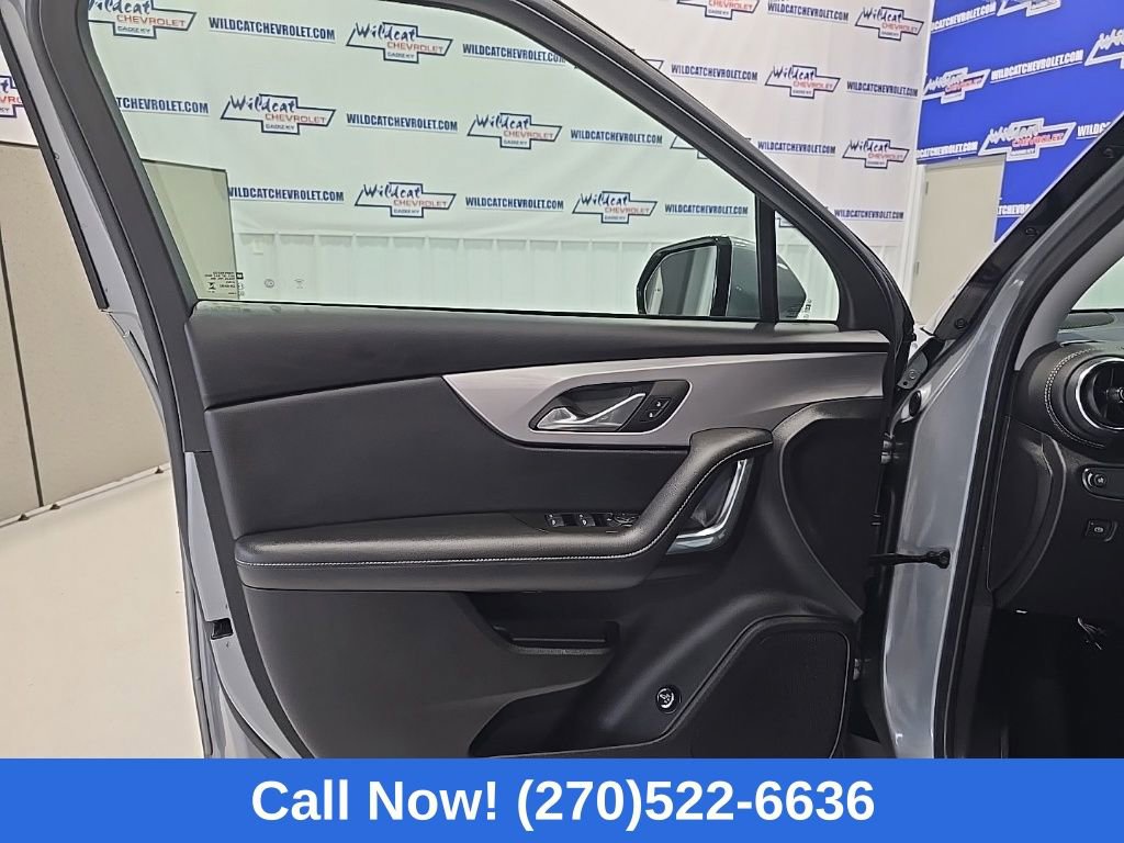 Used 2024 Chevrolet Blazer LT w/ Convenience Package image 12