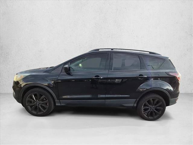 Used 2017 Ford Escape SE w/ Equipment Group 201A AWD/4WD image 8