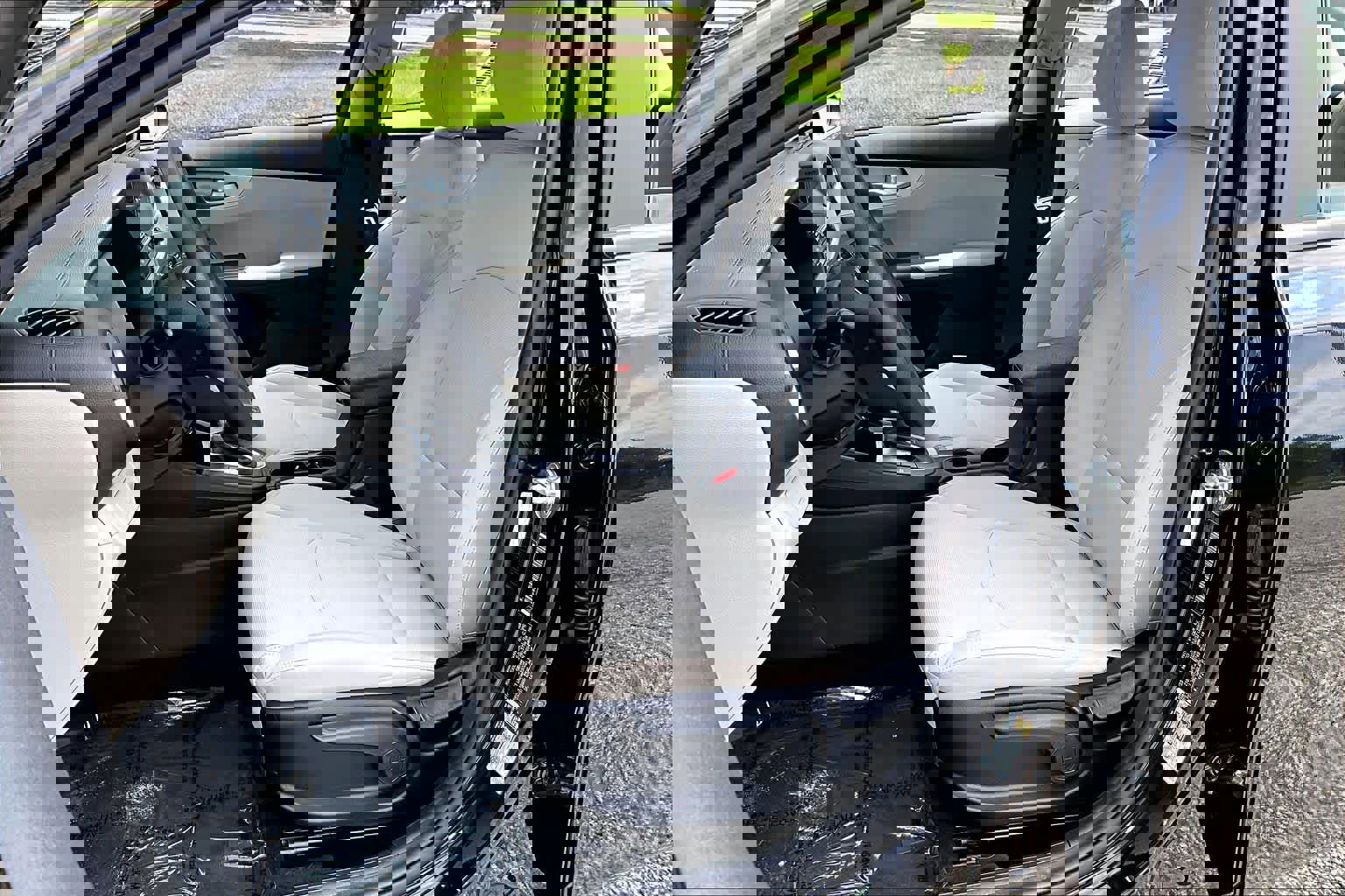 Used 2023 Kia Forte LXS FWD image 8