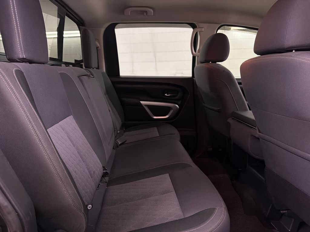 Used 2020 Nissan Titan SV w/ Accessory Utility Package RWD image 28