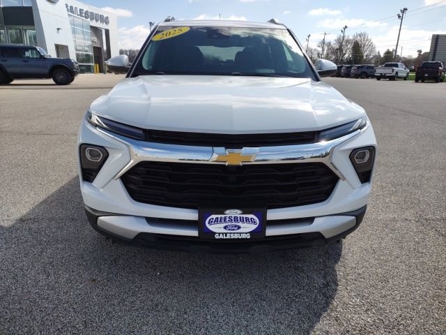 Used 2025 Chevrolet TrailBlazer LT FWD image 8