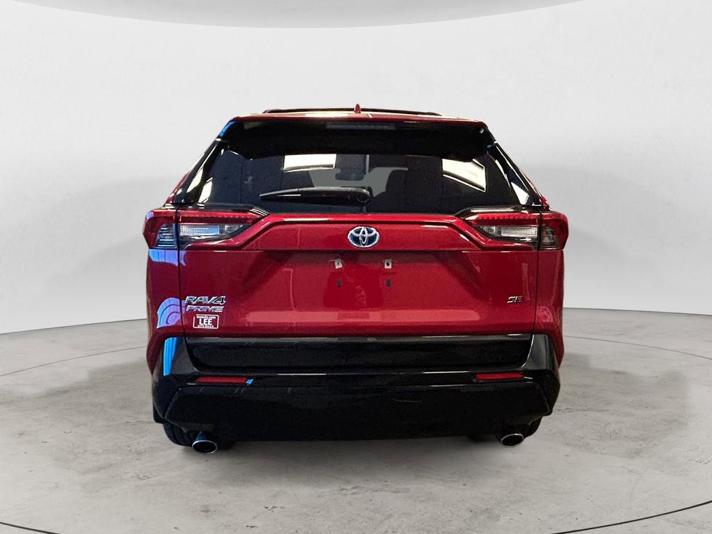 Used 2023 Toyota RAV4 SE w/ Weather & Moonroof Package image 4