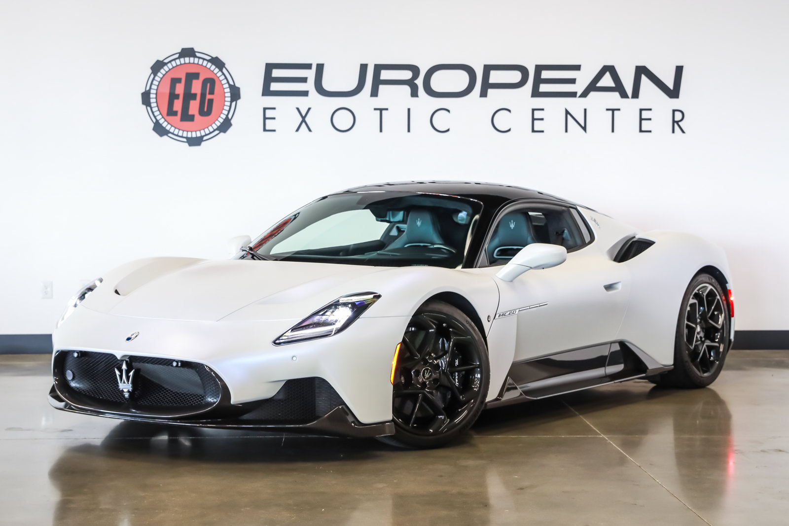 Used 2022 Maserati MC20 Coupe RWD image 7