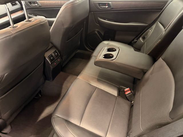 Used 2016 Subaru Outback 2.5i Limited AWD/4WD image 16