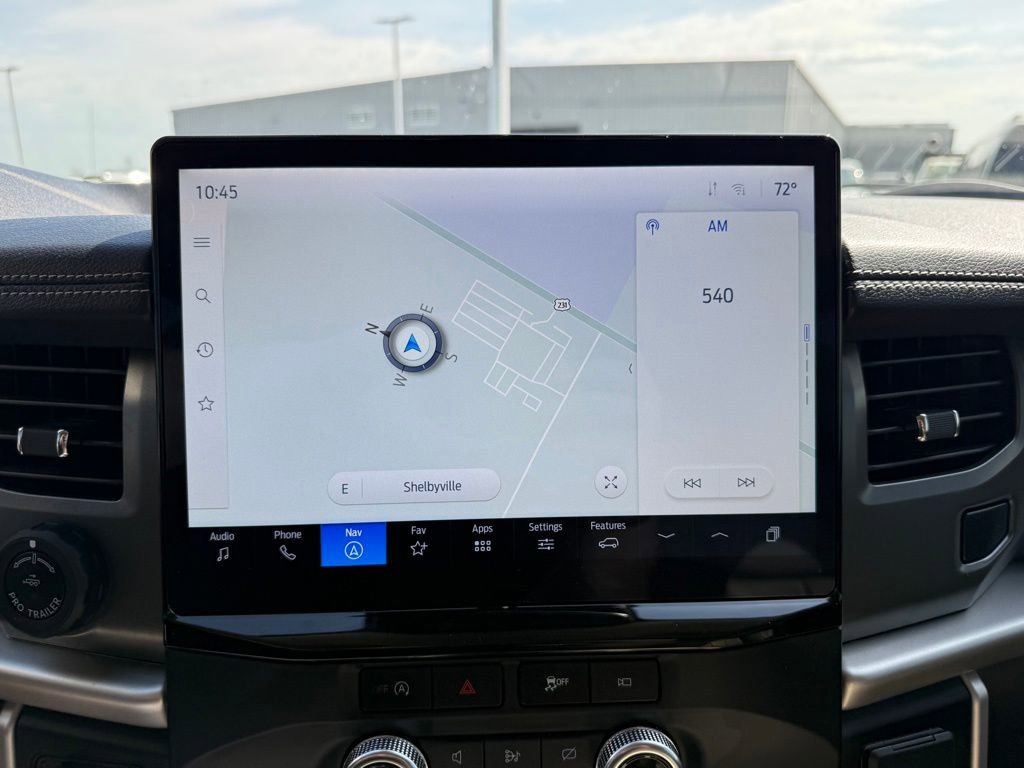 Used 2023 Ford Expedition XLT image 14