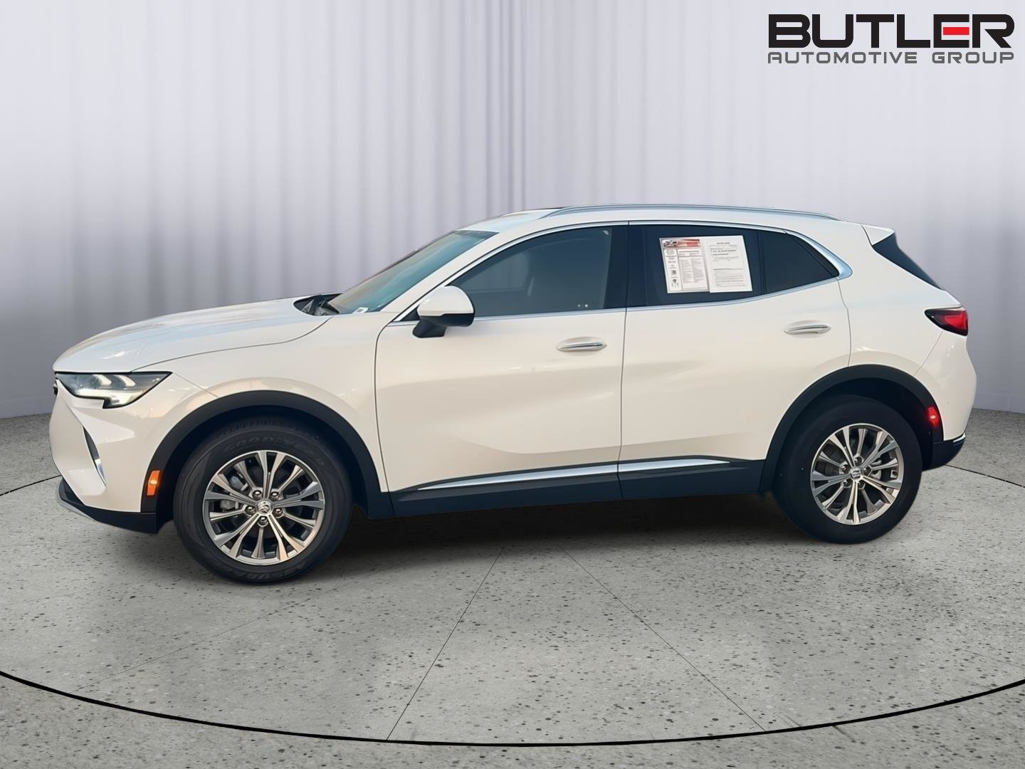 Used 2023 Buick Envision Preferred FWD image 3