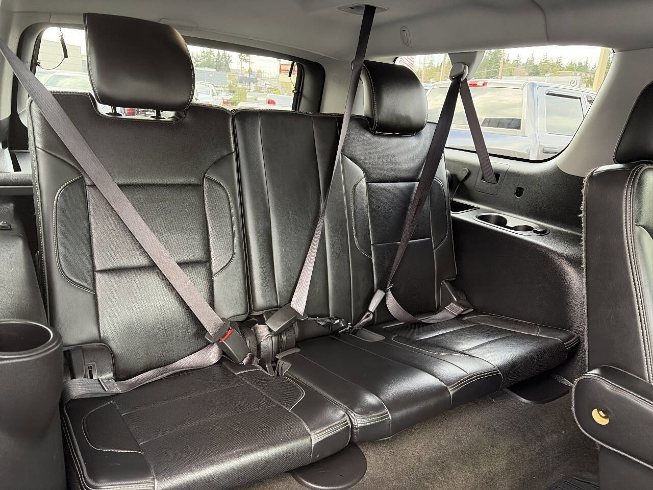 Used 2015 GMC Yukon XL Denali w/ Premium Package image 26