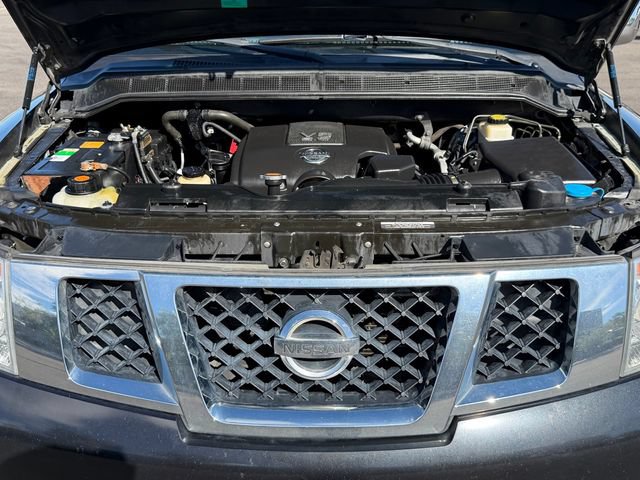 Used 2011 Nissan Armada SL AWD/4WD image 26