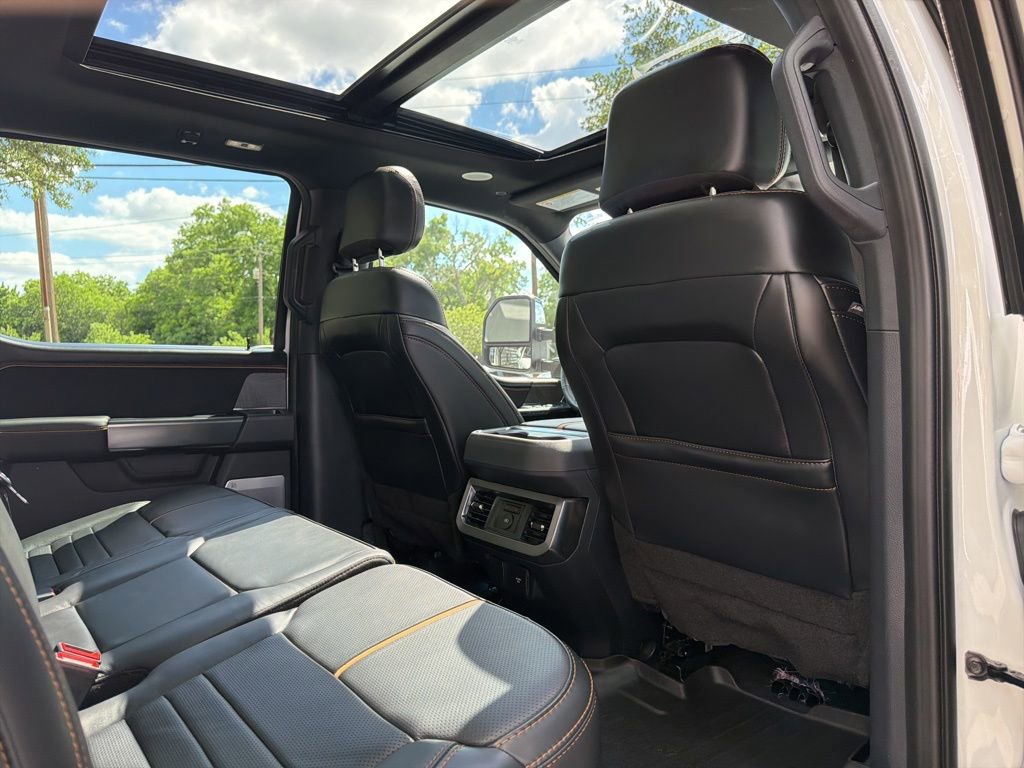Used 2024 Ford F250 Platinum AWD/4WD image 28