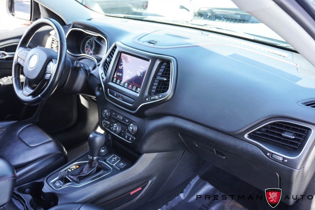 Used 2019 Jeep Cherokee Trailhawk w/ Cold Weather Group image 42