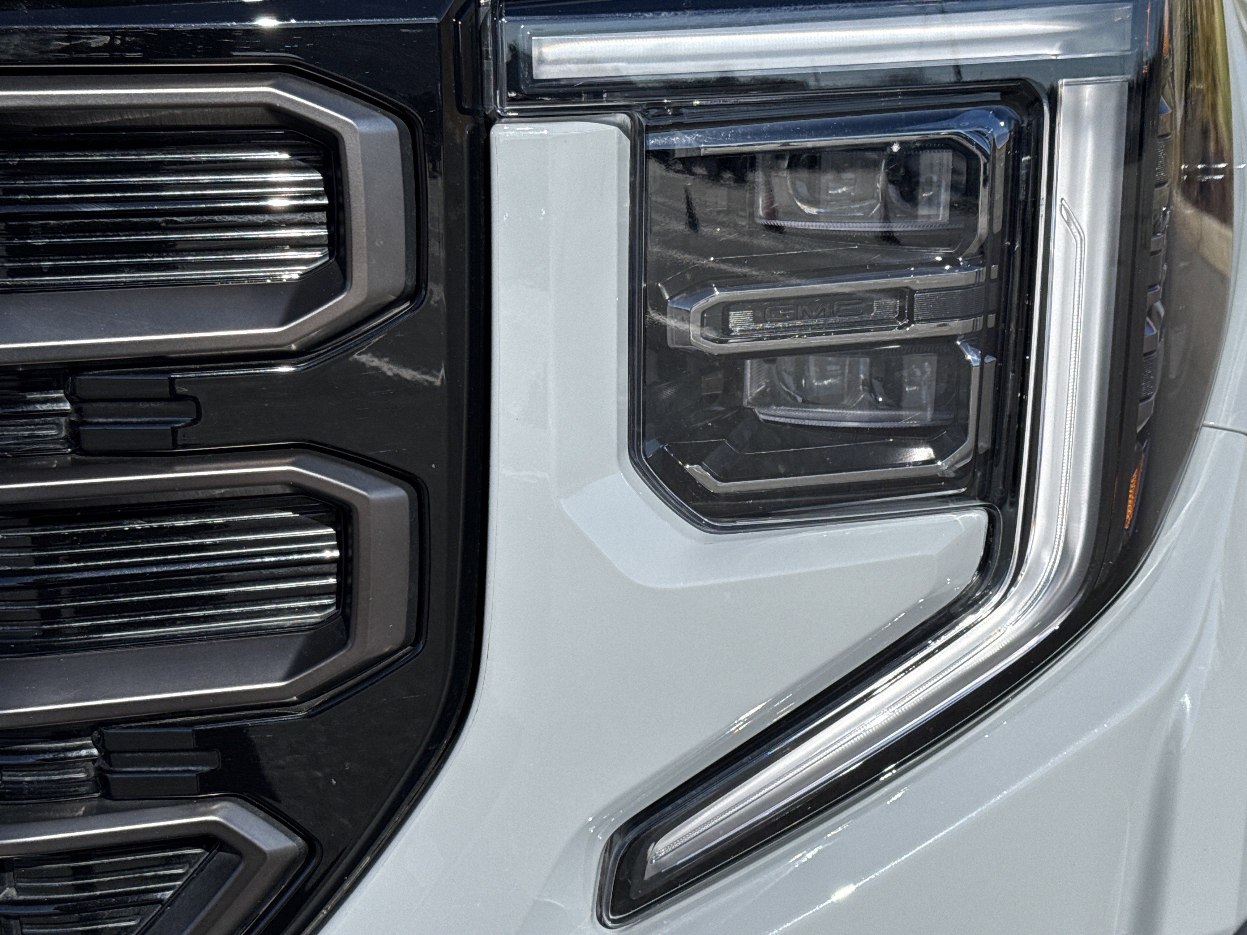 Used 2024 GMC Sierra 1500 AT4X w/ AT4X AEV Edition image 6