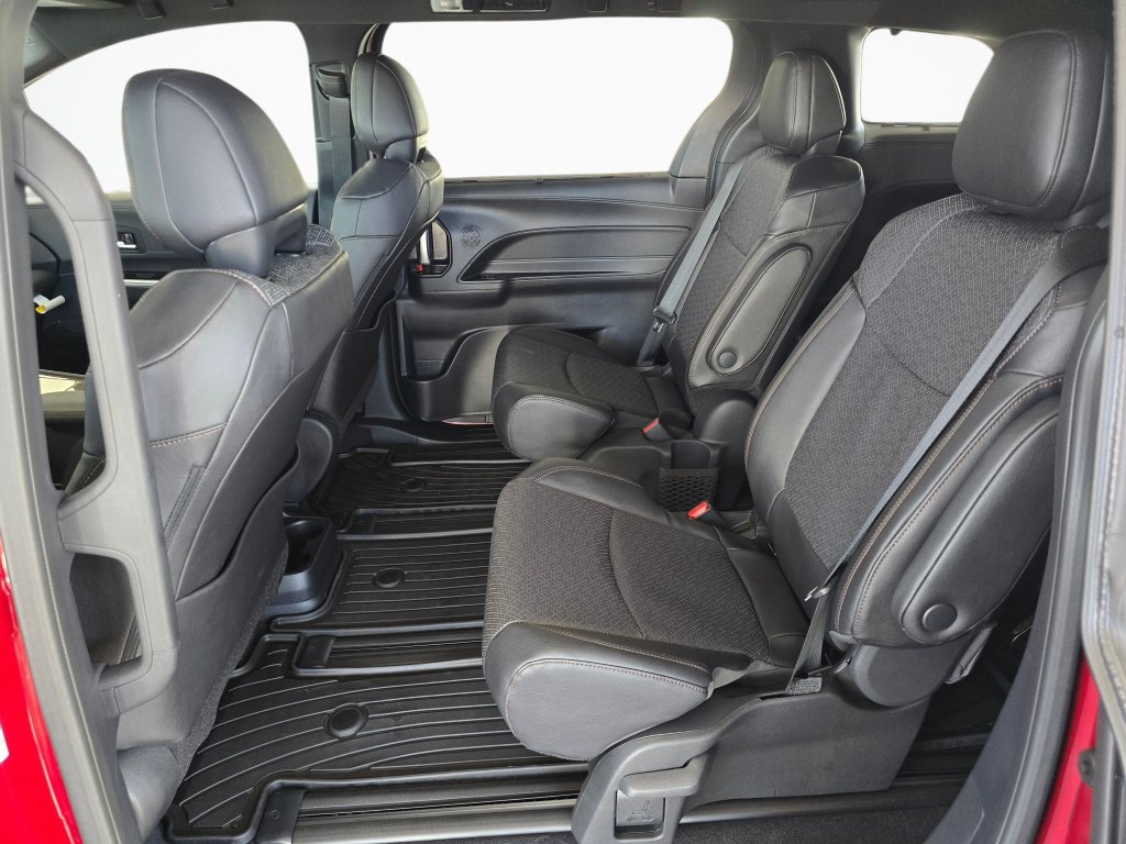 New 2026 Toyota Sienna Limited AWD/4WD image 34