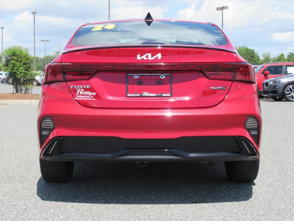 Used 2024 Kia Forte GT-Line image 6