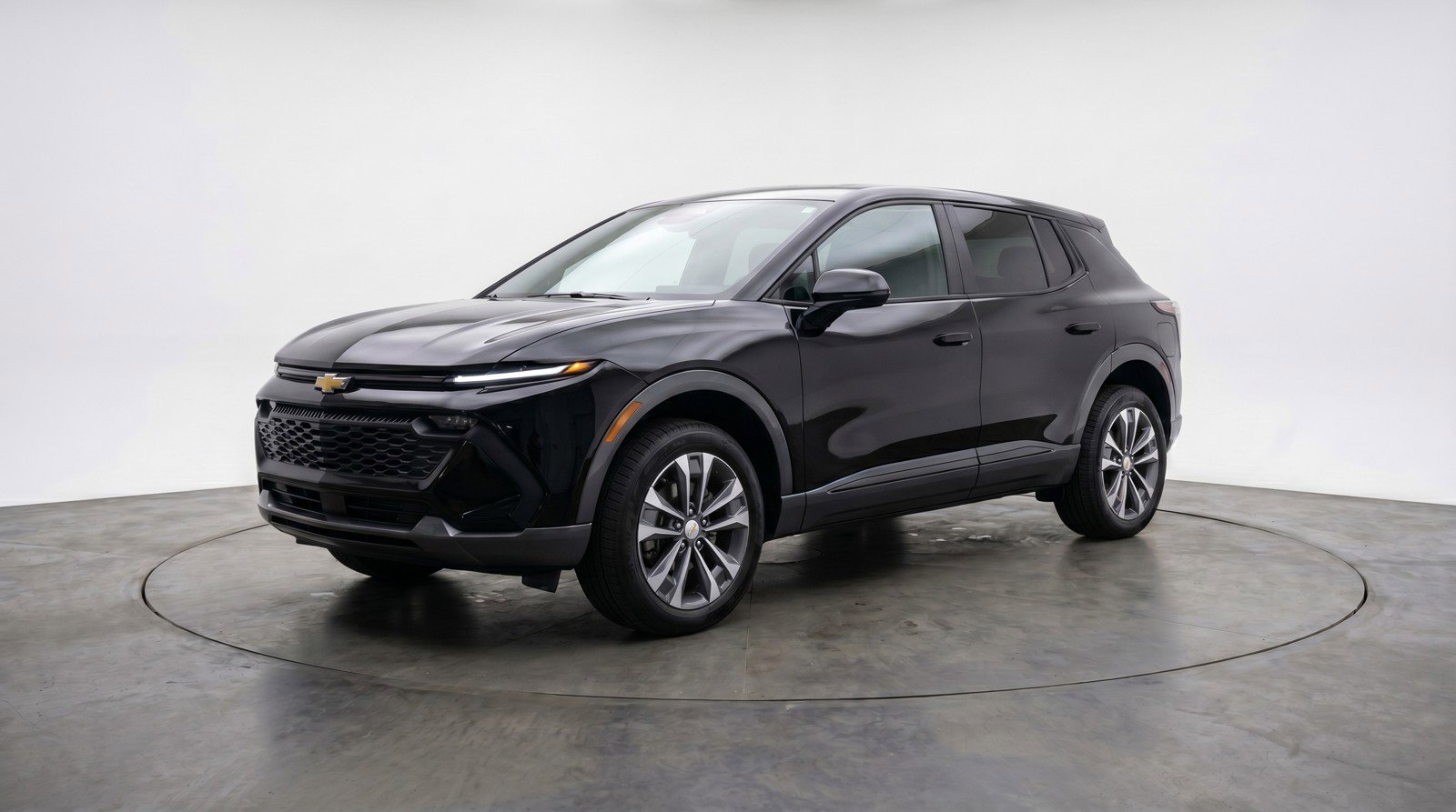 Used 2025 Chevrolet Equinox LT image 3