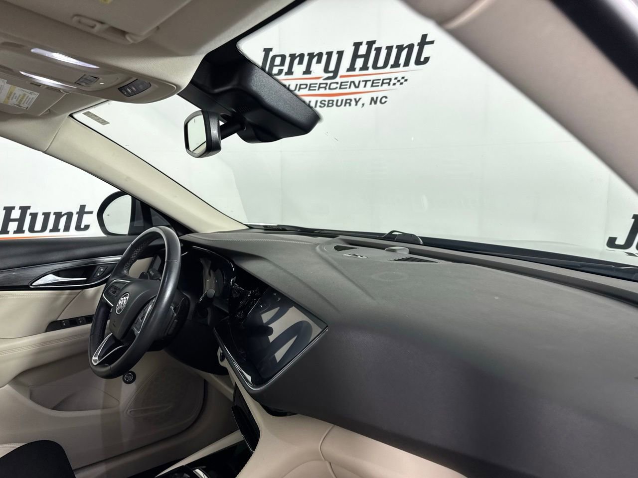Used 2023 Buick Envision Preferred FWD image 29