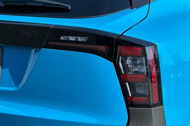 New 2025 Nissan Kicks SR w/ SR Premium Package image 31