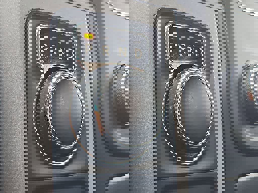 Used 2018 RAM 1500 Express image 31