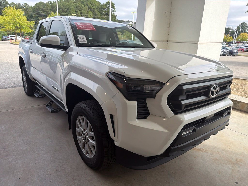 Used 2024 Toyota Tacoma SR5 RWD image 4