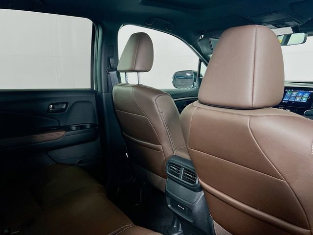 Used 2024 Honda Passport EX-L image 8