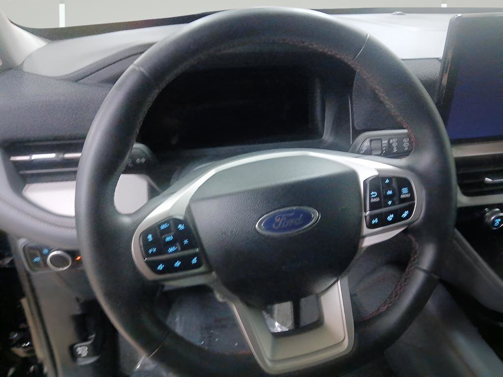 Certified 2025 Ford Explorer Active image 16