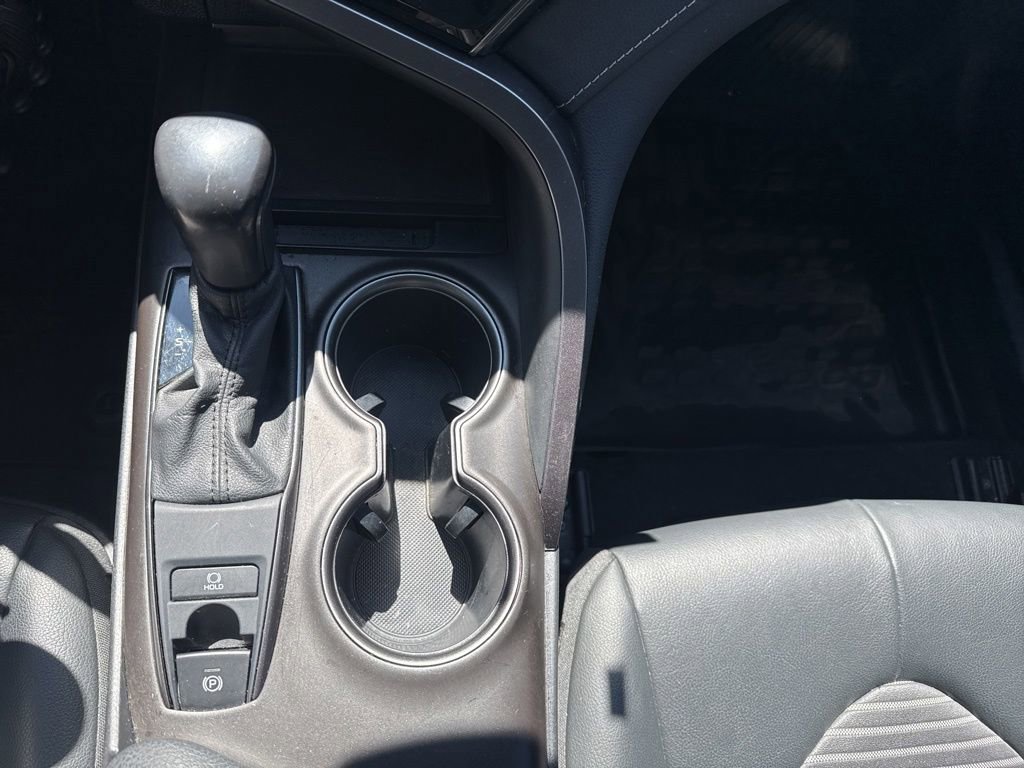 Used 2021 Toyota Camry SE image 20