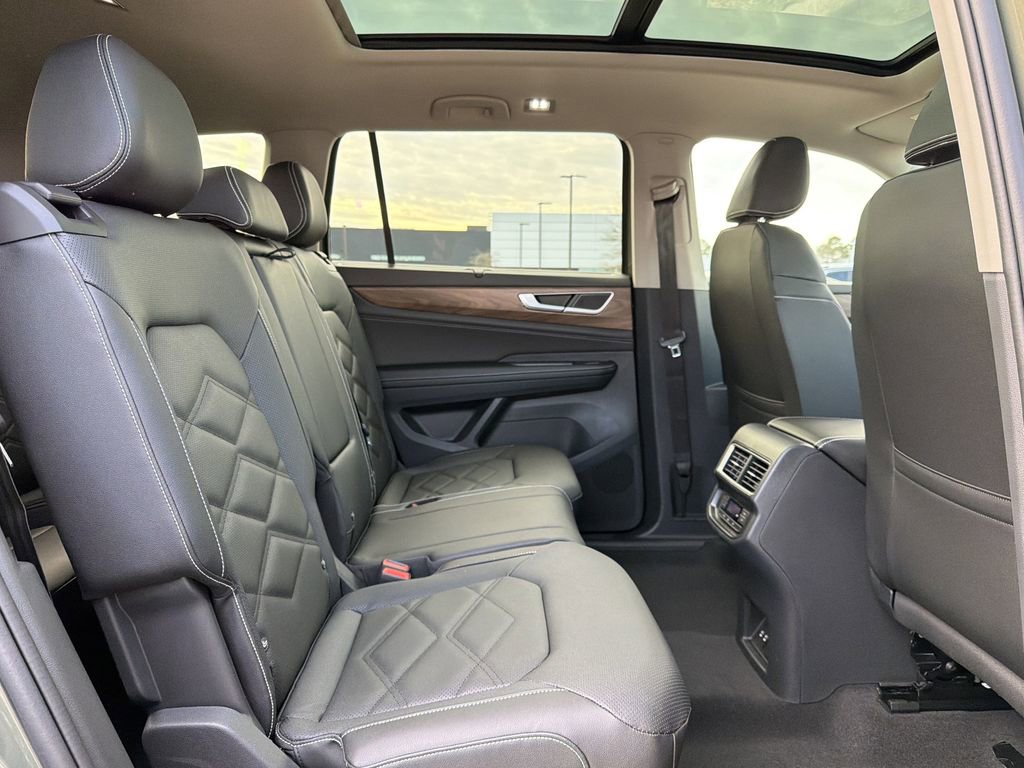 New 2026 Volkswagen Atlas SE image 19