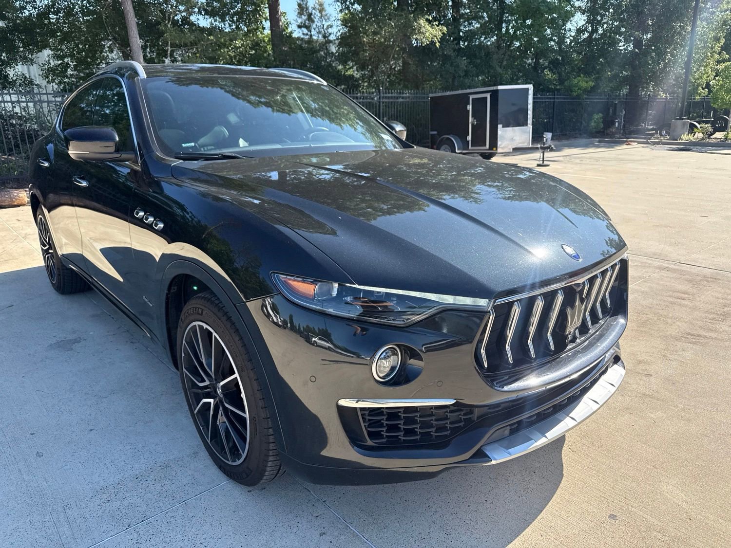 Used 2021 Maserati Levante GranLusso AWD/4WD image 2